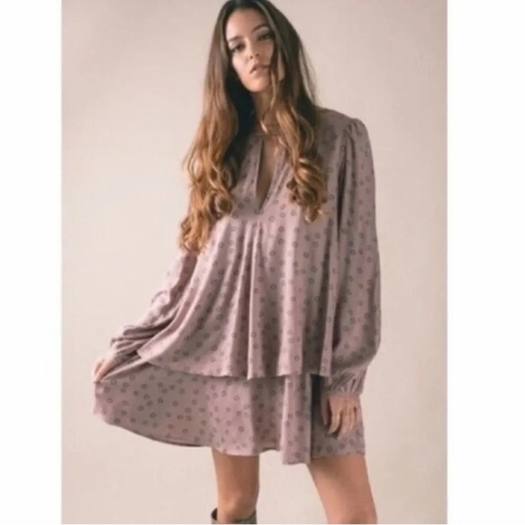 Free People Dresses & Skirts - Free People Mini Tunic/Dress Elegant Mauve Floral Dress